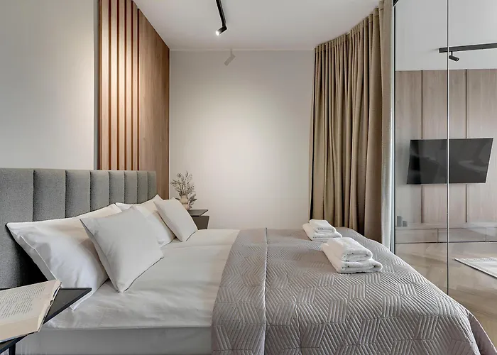 Flatbook - Center Grano With Parking Apartament